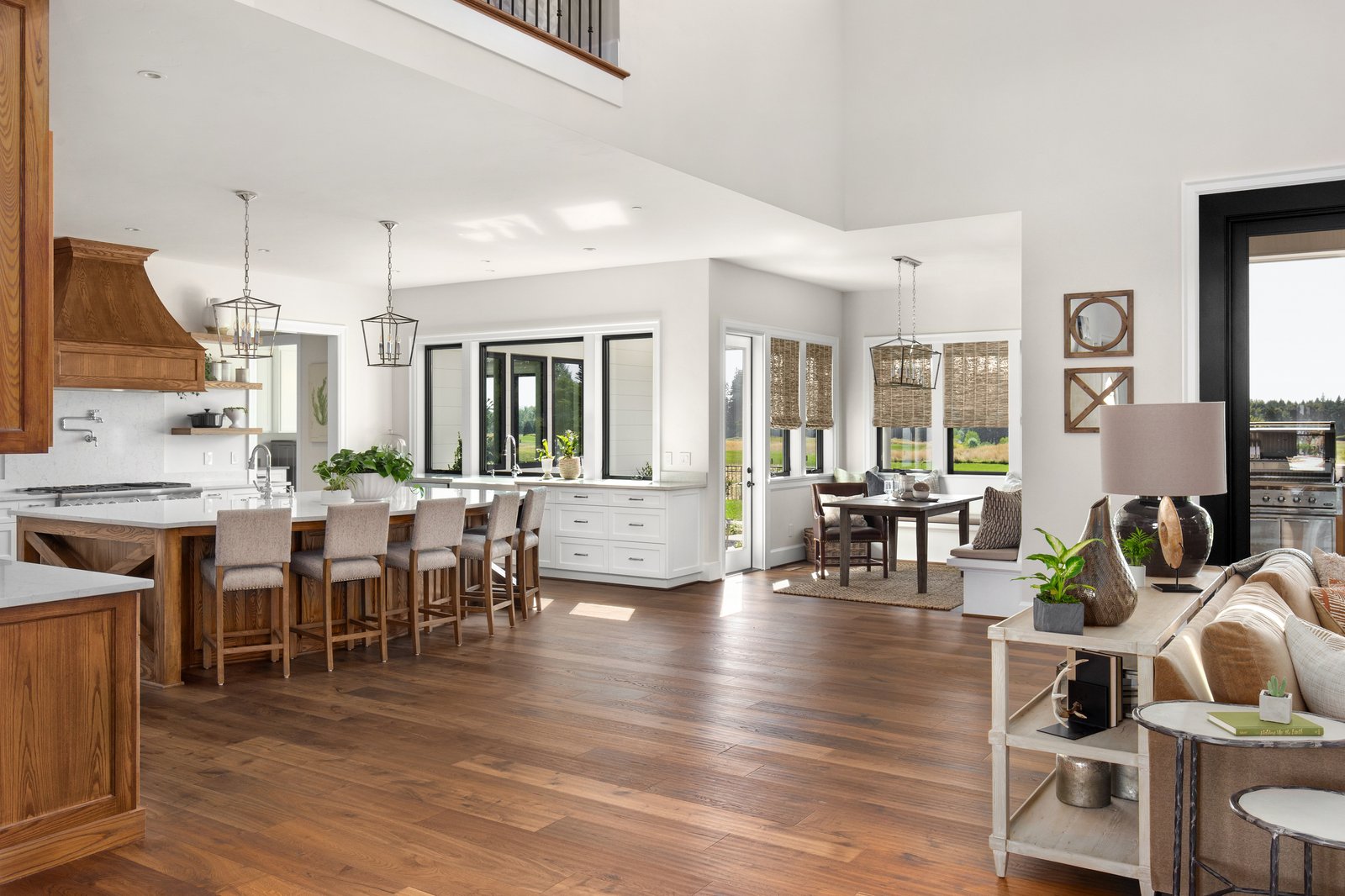 Woodland + Estate family room panoramic view by Reschka Design Build